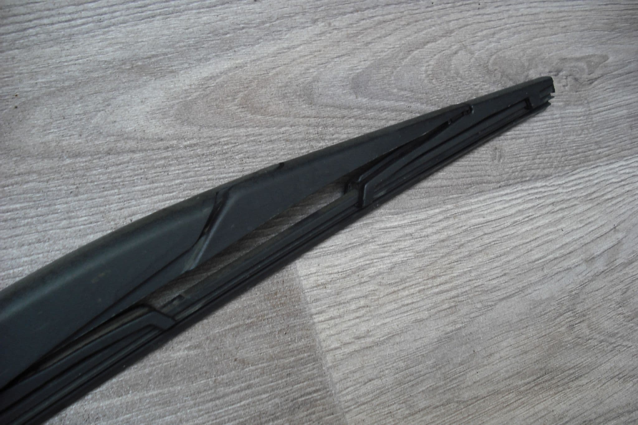 FORD FIESTA MK7 REAR WINDOW WIPER ARM AND BLADE