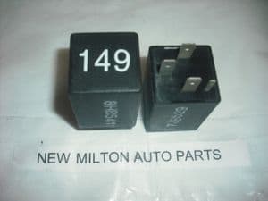 FORD GALAXY VW SHARAN MK1 REAR WINDOW QUARTER LIGHT RELAY 149 7M0 963 141 95VW 14512 AA