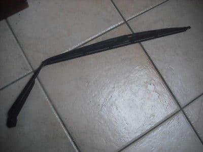 FORD PUMA REAR WINDOW TAILGATE WIPER ARM AND BLADE