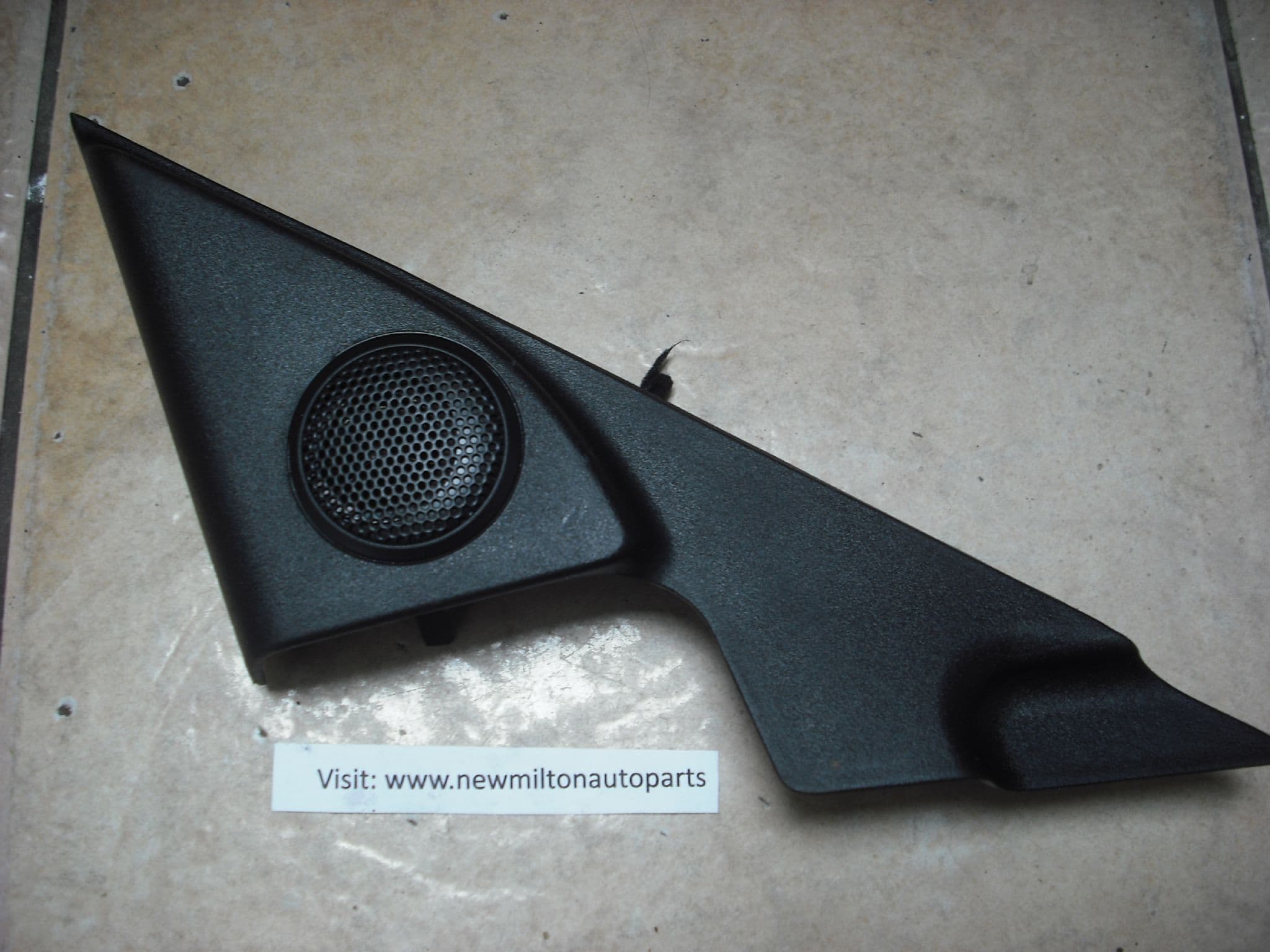 GS1D 66 960 MAZDA 6 FRONT DOOR SPEAKER TWEETER LEFT SIDE