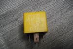 HMC 39160-23000 30A DECO  A GENUINE HYUNDAI GETZ YELLOW RELAY
