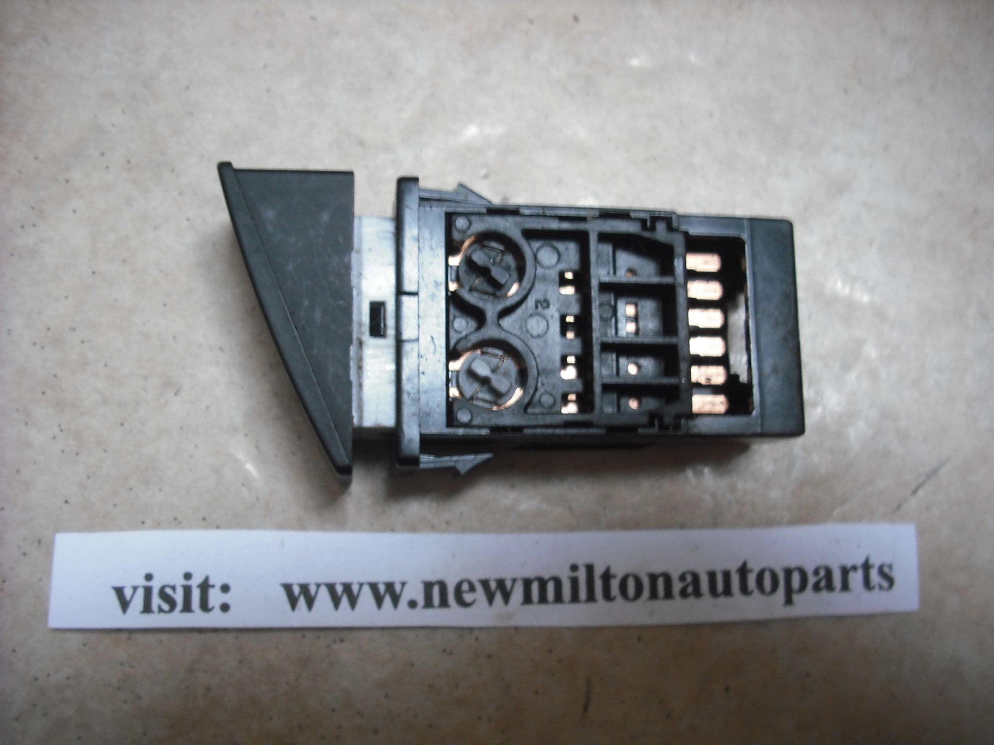 HYUNDAI COUPE TIBURON HEATED REAR WINDOW DEMISTER SWITCH