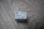 K002  13361777 11881A   VAUXHALL ASTRA  ZAFIRA INSIGNIA  SMALL GREY RELAY