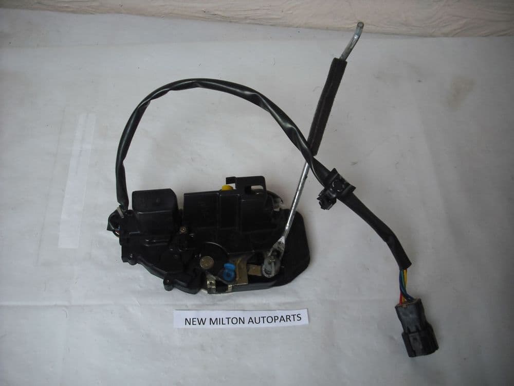 KIA CARENS 20022005 FRONT DOOR CATCH WITH CENTRAL LOCKING SOLENOID N/S