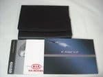 KIA CARENS OWNERS INSTRUCTION MANUAL HANDBOOKS  AND WALLET  PRINTED 2003