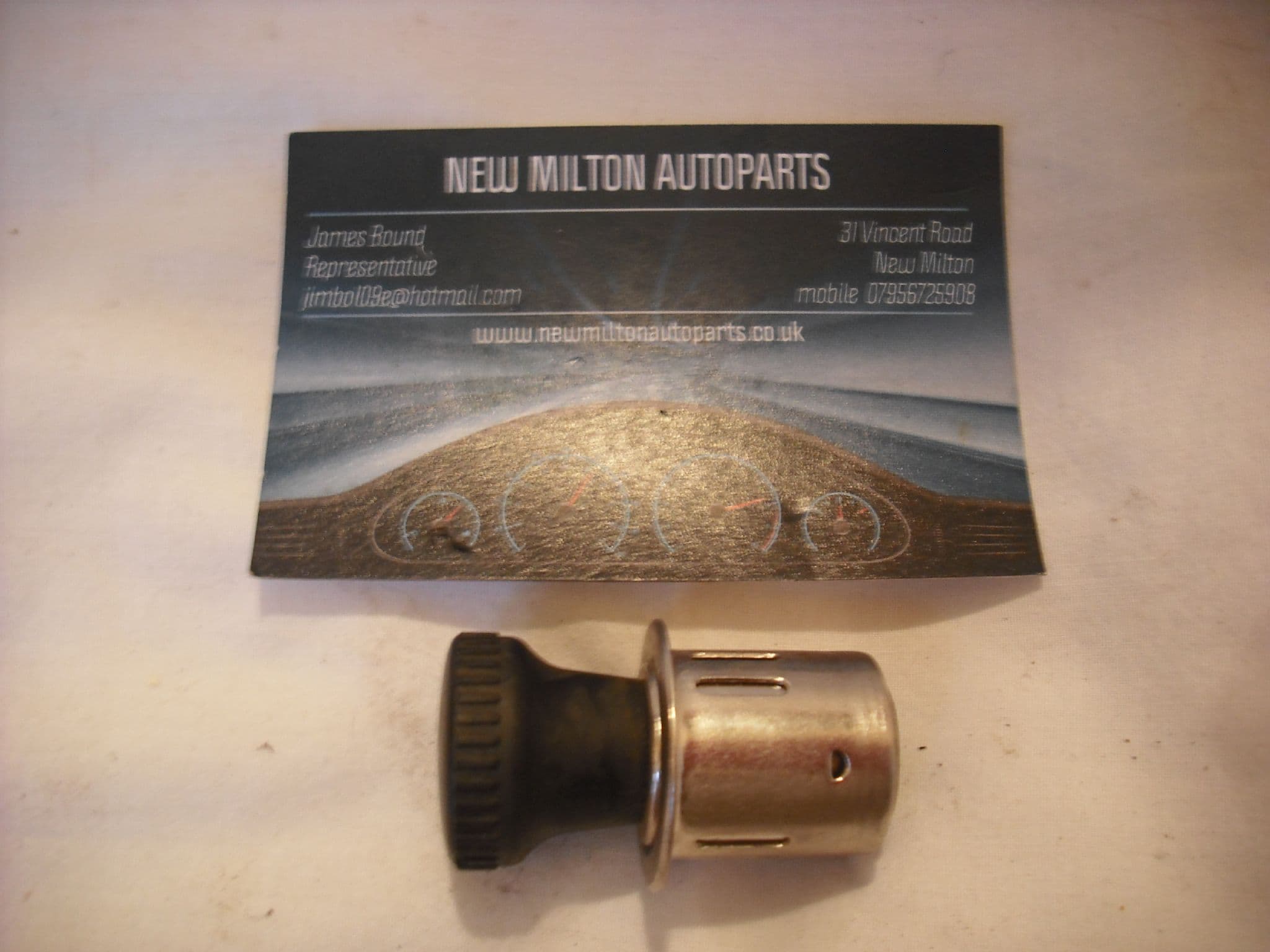 KIA RIO MK1 GENUINE KIA CIGARETTE LIGHTER INSERT