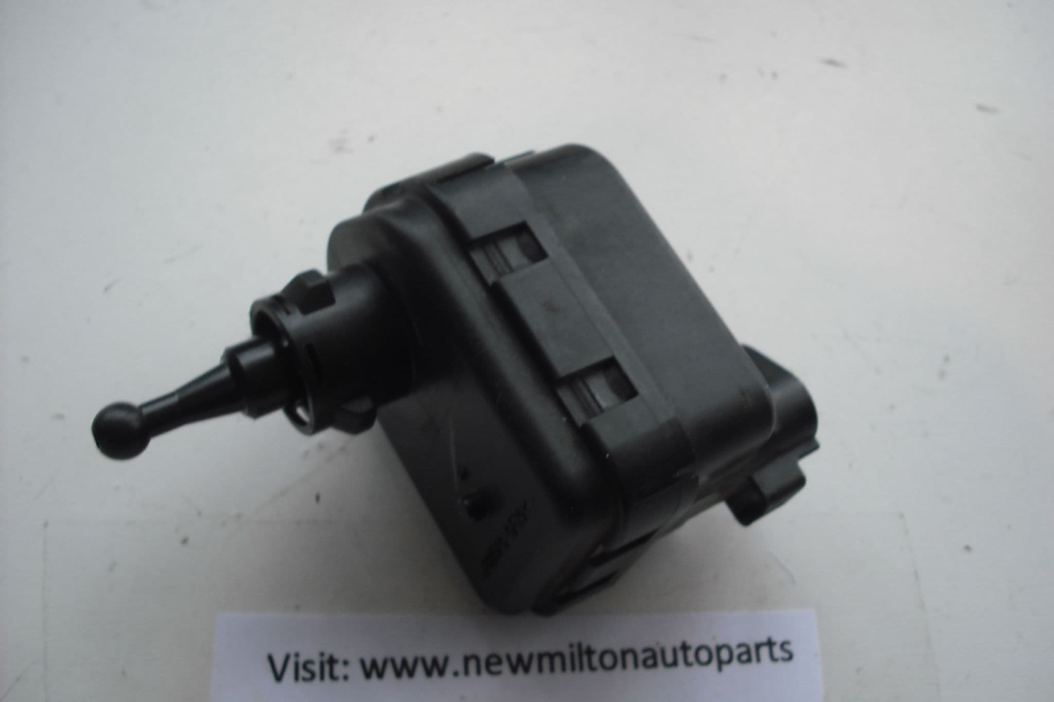 LEXUS GS300 2001 HEADLIGHT HEADLAMP HEIGHT LEVELING ADJUSTMENT MOTOR