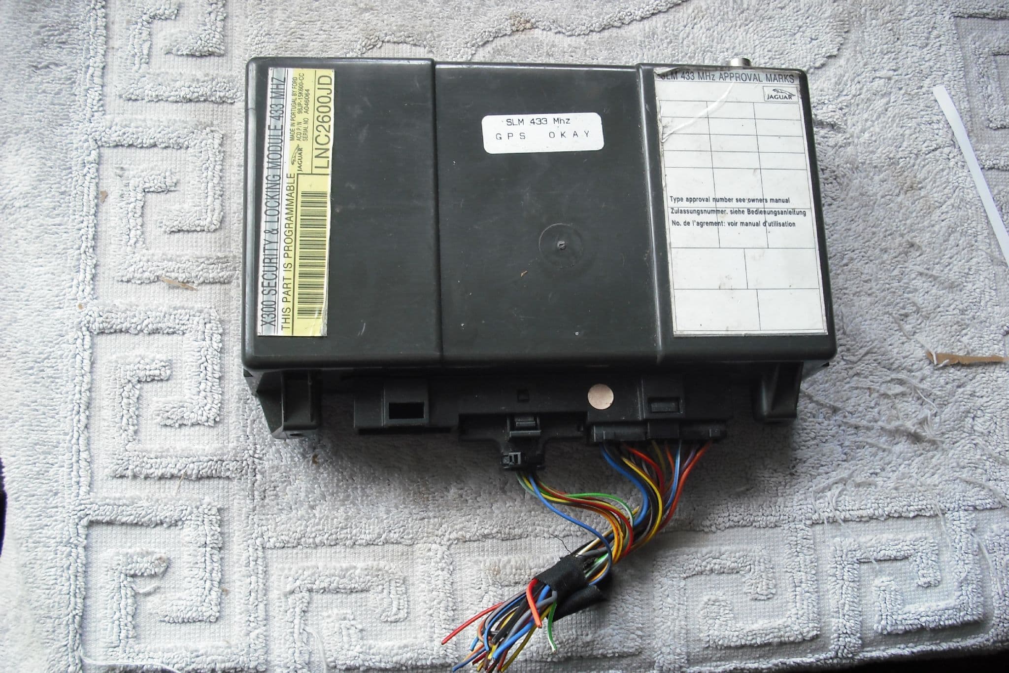 LNC2600JD JAGUAR XJ6 A300 XJ8 X308 CENTRAL LOCKING SECURITY MODULE ...
