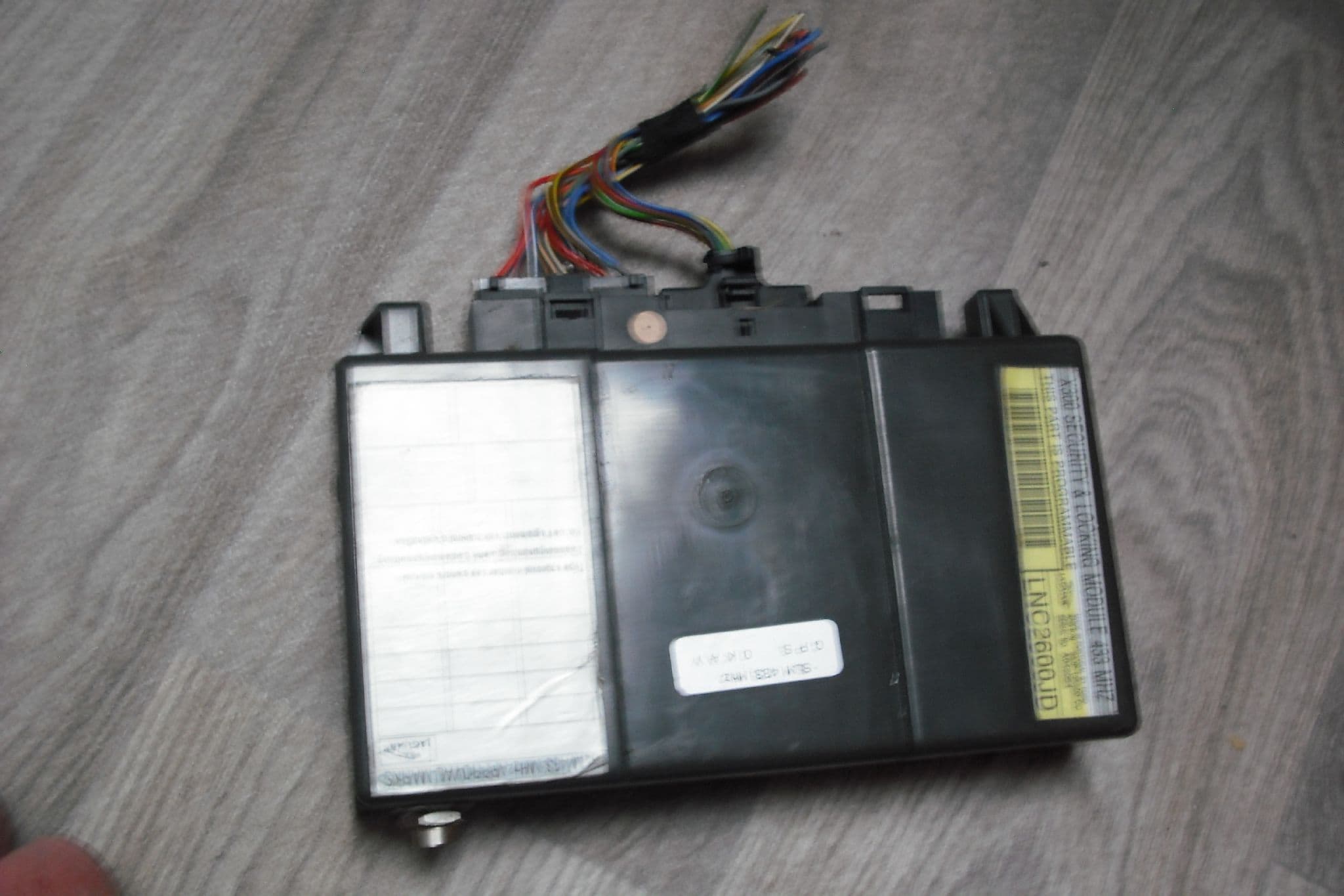 LNC2600JD JAGUAR XJ8 XKR X308 SECURITY CENTRAL LOCKING MODULE