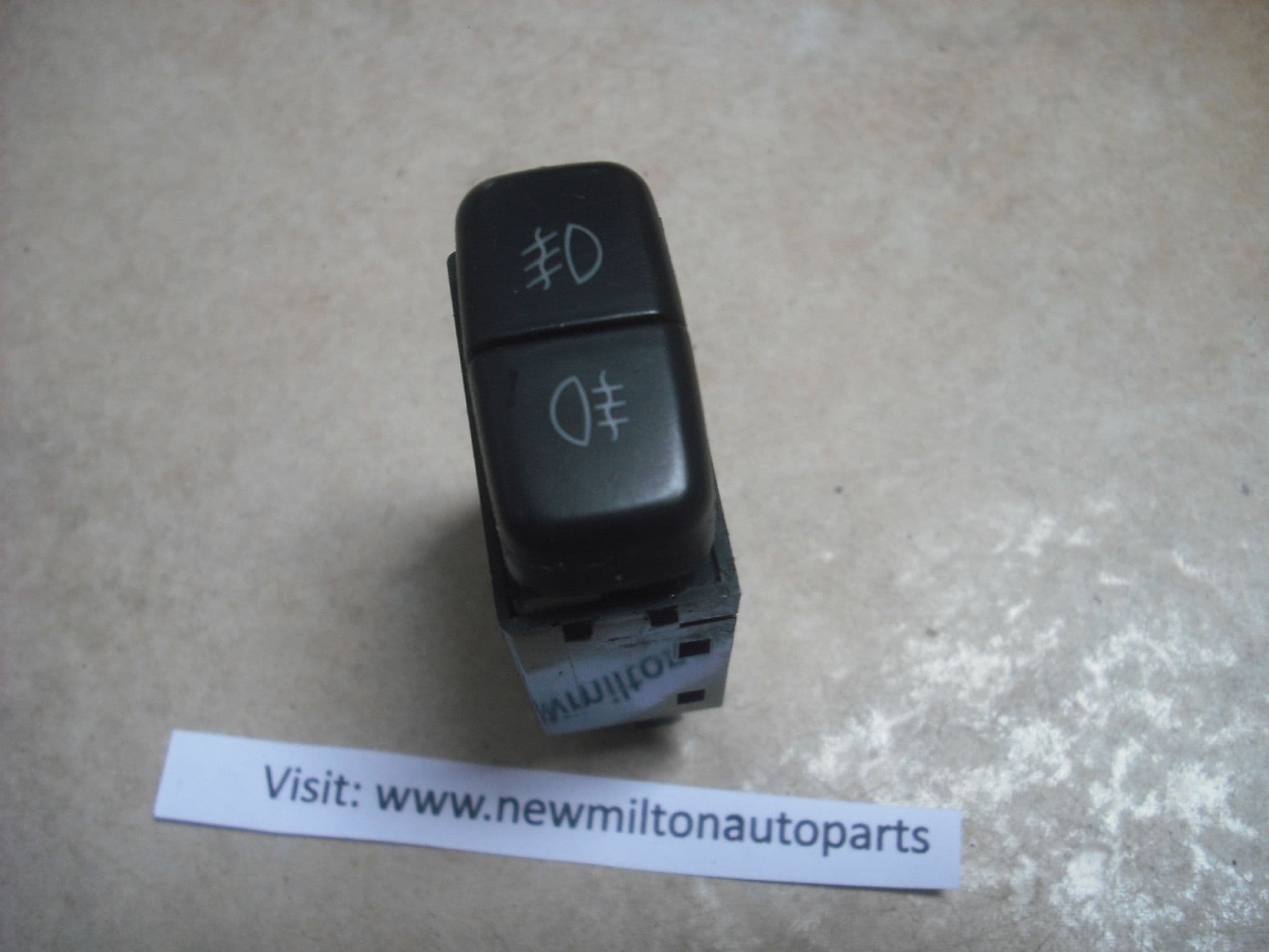 MITSUBISHI PININ FRONT AND REAR FOG LIGHT SWITCHES