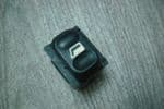 PEUGEOT 406   ELECTRIC WINDOW SWITCH   FRONT PASSENGER OR REAR DOOR
