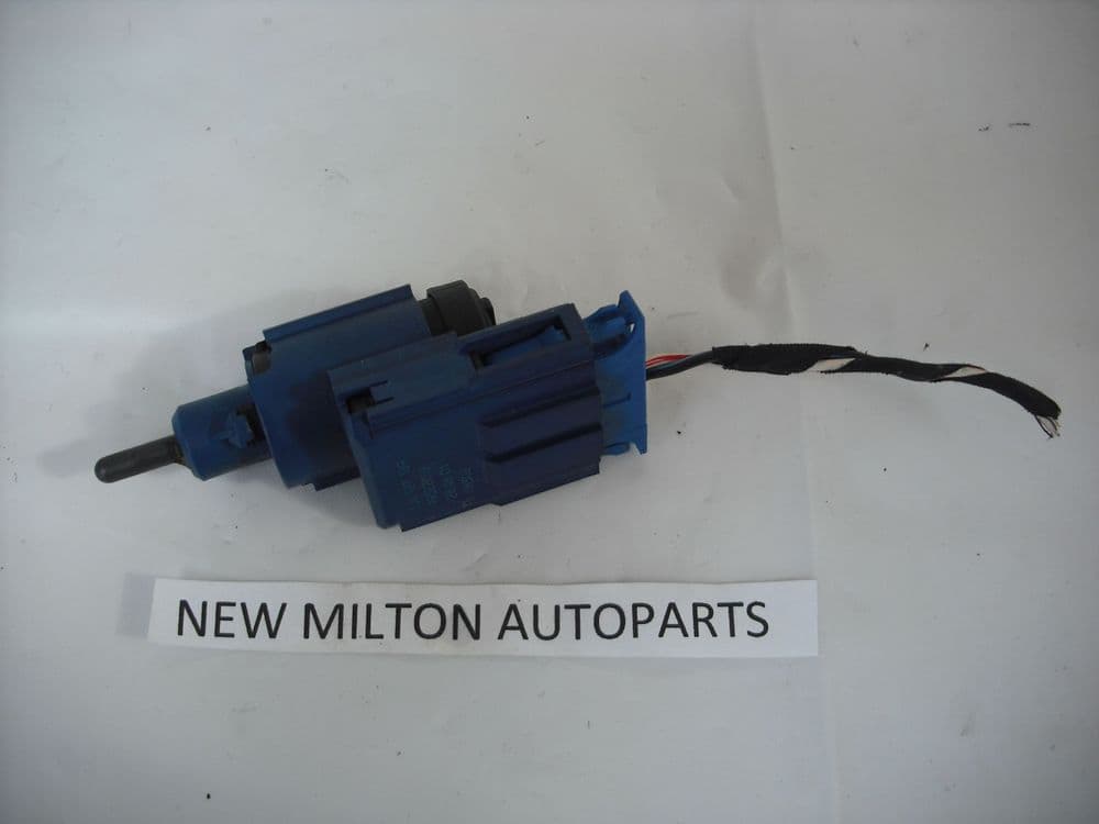 SEAT LEON CLUTCH CONTROL PEDAL SWITCH 1J0 927 189