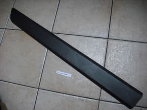 SOLD 1308832070 SX CITROEN NEMO AND PEUGEOT BIPPER FRONT DOOR SCUFF TRIM MOULDING LEFT SIDE N/S