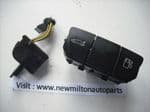 SOLD        96770584 ZD  PEUGEOT 508 TAILGATE BOOT AND FUEL FILLER FLAP RELEASE SWITCH