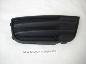 SOLD       A GENUINE FORD FUSION 2  FRONT BUMPER FOG LIGHT BLANKING COVER  O/S RIGHT UK DRIVERS SIDE