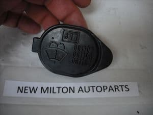 SOLD              A GENUINE  LEXUS  IS200  WATER WINDSCREEN WASHER BOTTLE CAP