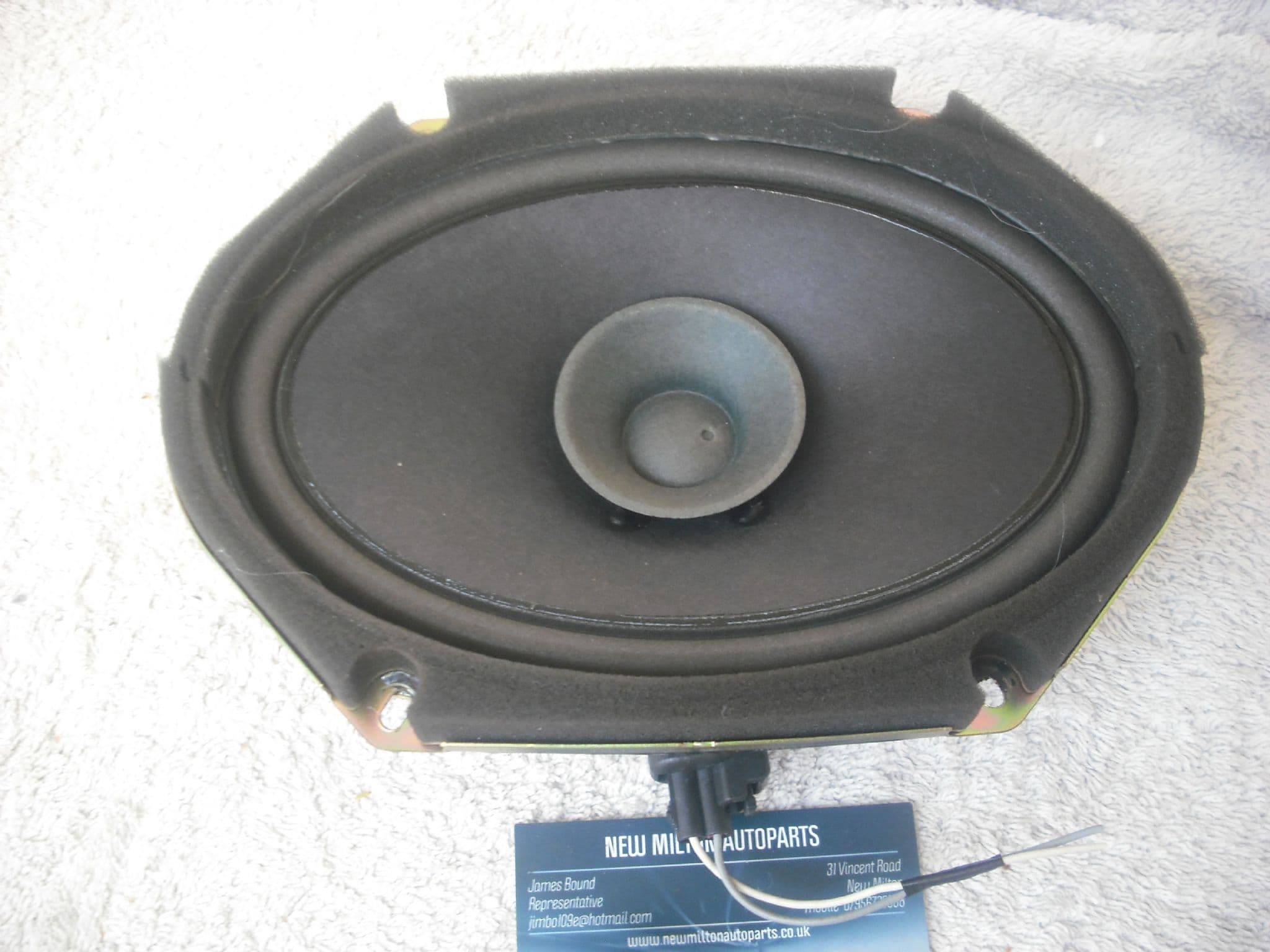 SOLD A GENUINE MAZDA 3 FRONT AND REAR DOOR SPEAKER GJ6A 66 960