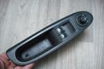 SOLD   A GENUINE RENAULT CLIO MK2 DRIVERS DOOR WINDOW AND DOOR MIRROR SWITCH