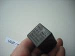 SOLD    A SAAB 9000 CSE CD  INTERMITTENT WINDSCREEN WIPER RELAY  5WG  003 620-02