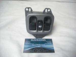 sold A TOYOTA CELICA GENERATION GEN 7 ELECTRIC DOOR WINDOW SWITCHES 517012 517013 84802-20330