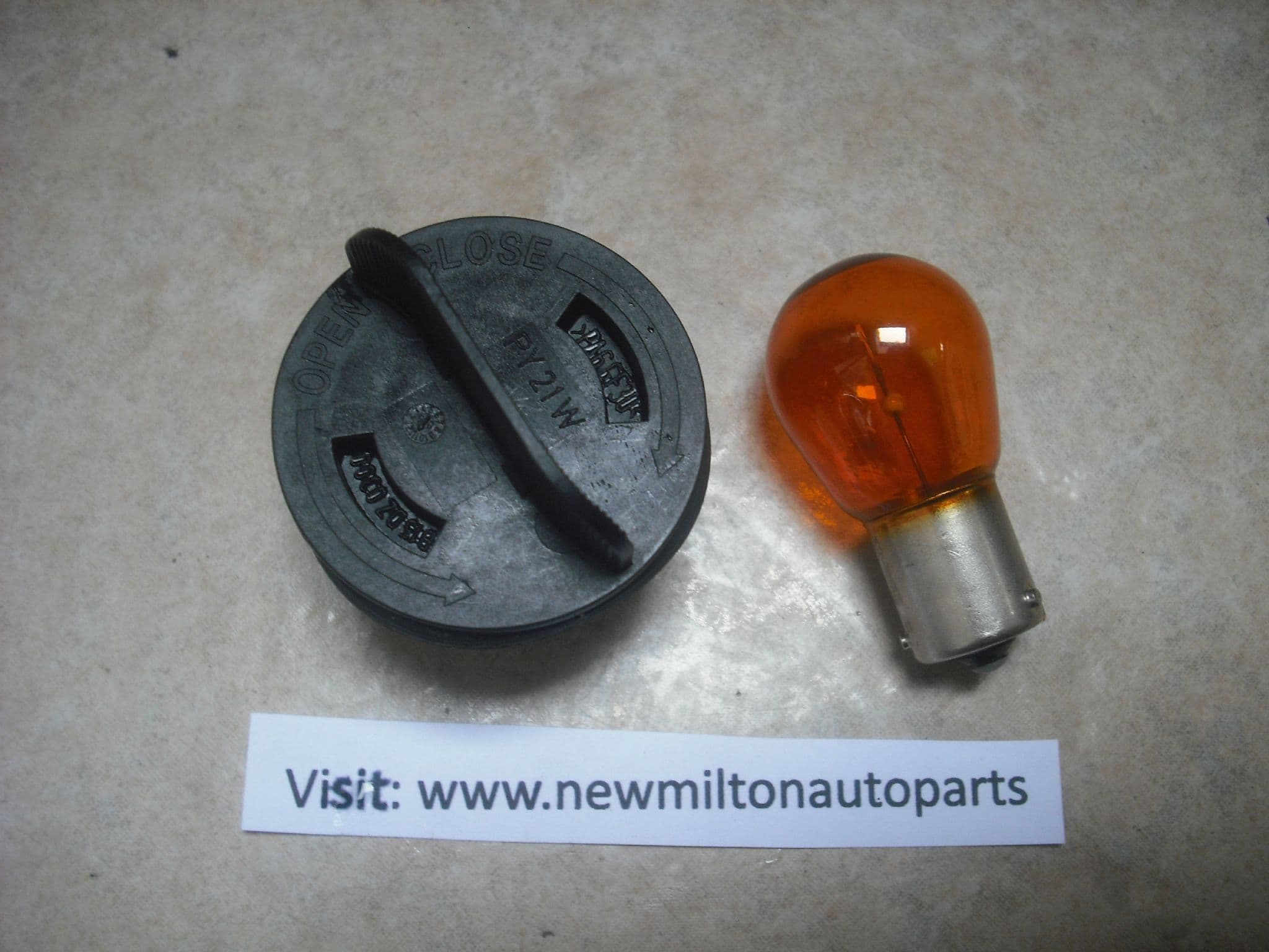 SOLD B15DZ0300 CITROEN BERLINGO PEUGEOT PARTNER HEADLIGHT INDICATOR