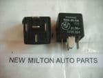 SOLD BMW E34 E36 2 X RELAYS SIEMENS V23134-N59-X109