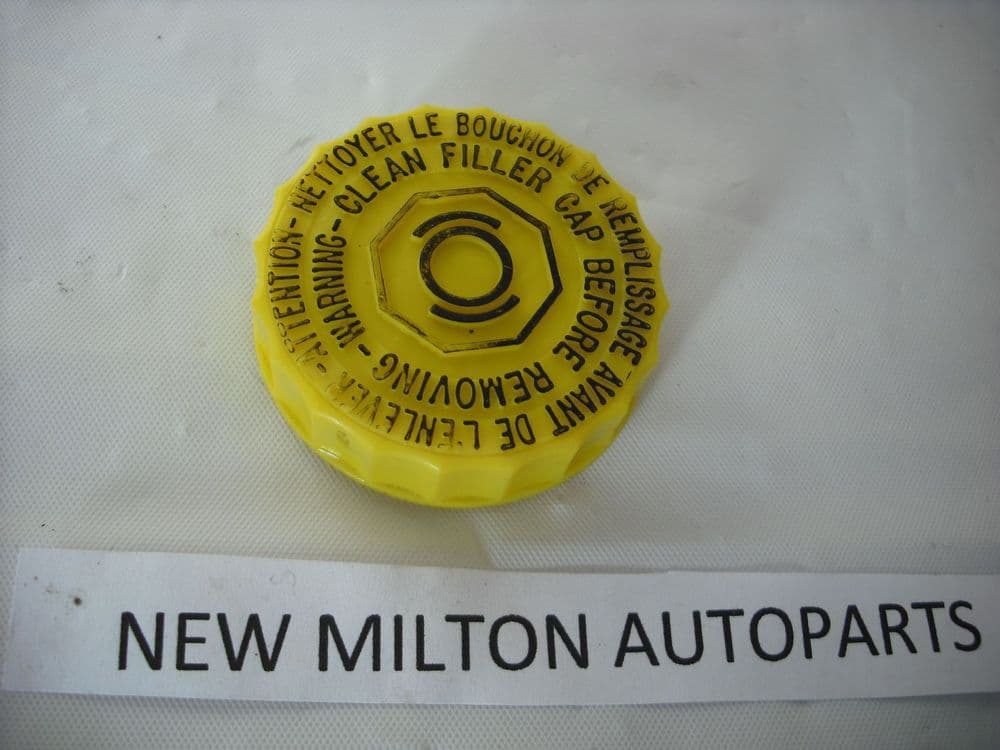 SOLD CHRYSLER JEEP CHEROKEE BRAKE FLUID MASTER CYLINDER FILLER CAP