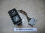 SOLD    HONDA CRV MK2 HEATED FRONT SEAT SWITCHES   M16691 SS8