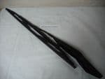 SOLD    MERCEDES W202  C  CLASS   1996-1999    FRONT WINDSCREEN WIPER ARM AND BLADE