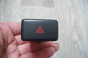 SOLD NILES 06016 NISSAN NAVARA HAZARD WARNING LIGHT SWITCH