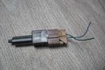 SOLD     NISSAN X-TRAIL REAR BRAKE LIGHT PEDAL SWITCH BROWN  PLUG