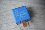 SOLD   OMRON  MR524999  MITSUBISHI L200 K74  BLUE RELAY