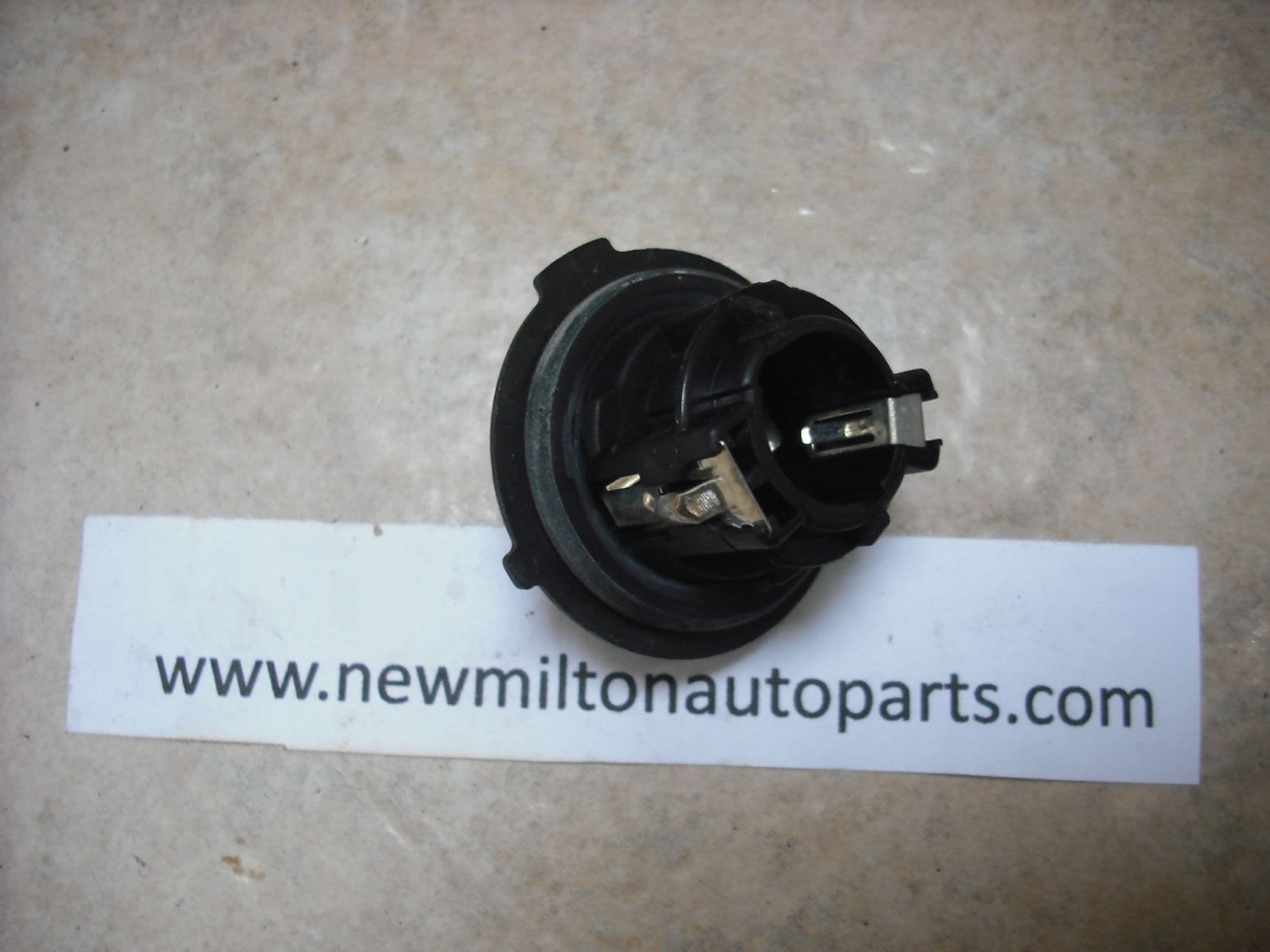 sold PA66GF30 A GENUINE RENAULT CLIO MK3 HEADLIGHT / HEADLAMP