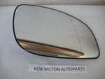 SOLD      R1 352 192 VAUXHALL VECTRA C  2003-08 ELECTRIC DOOR MIRROR GLASS O/S RIGHT UK DRIVERS SIDE