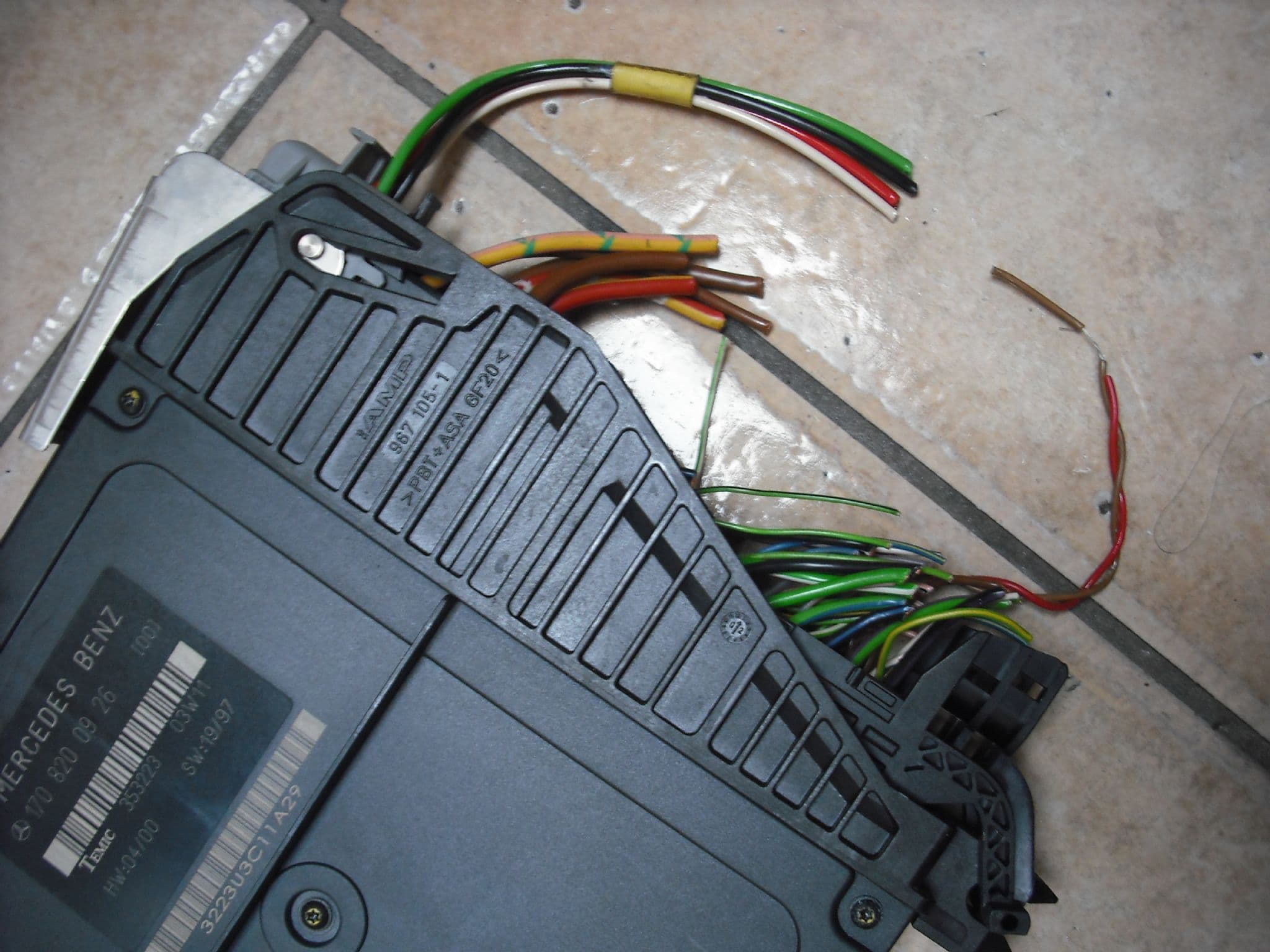 SOLD SOLD 1708200926 MERCEDES BENZ R170 SLK ROOF CONTROL UNIT MODULE ECU