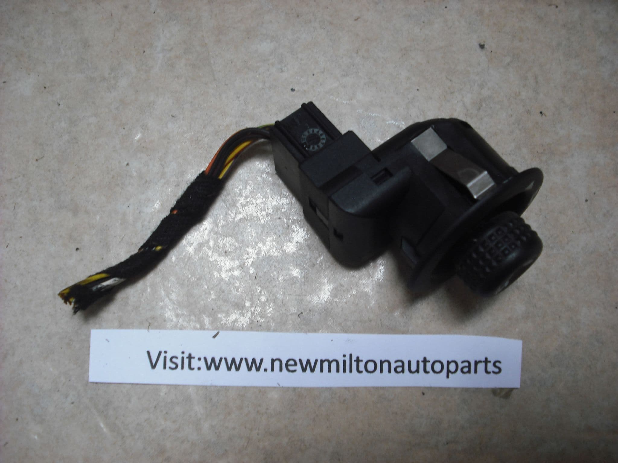 SOLD SOLD 1S7T17B676AA FORD MONDEO MK3 POWER FOLD ELECTRIC DOOR