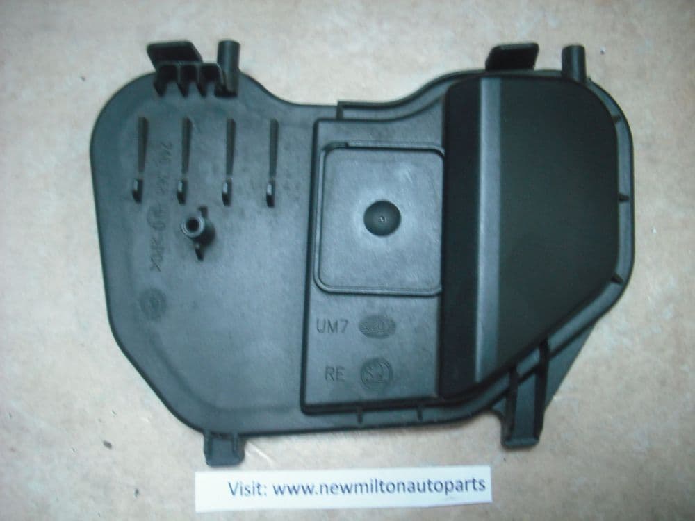 sold sold 246 36800 SKODA FABIA MK1 HEADLIGHT HEADLAMP REAR BULB COVER