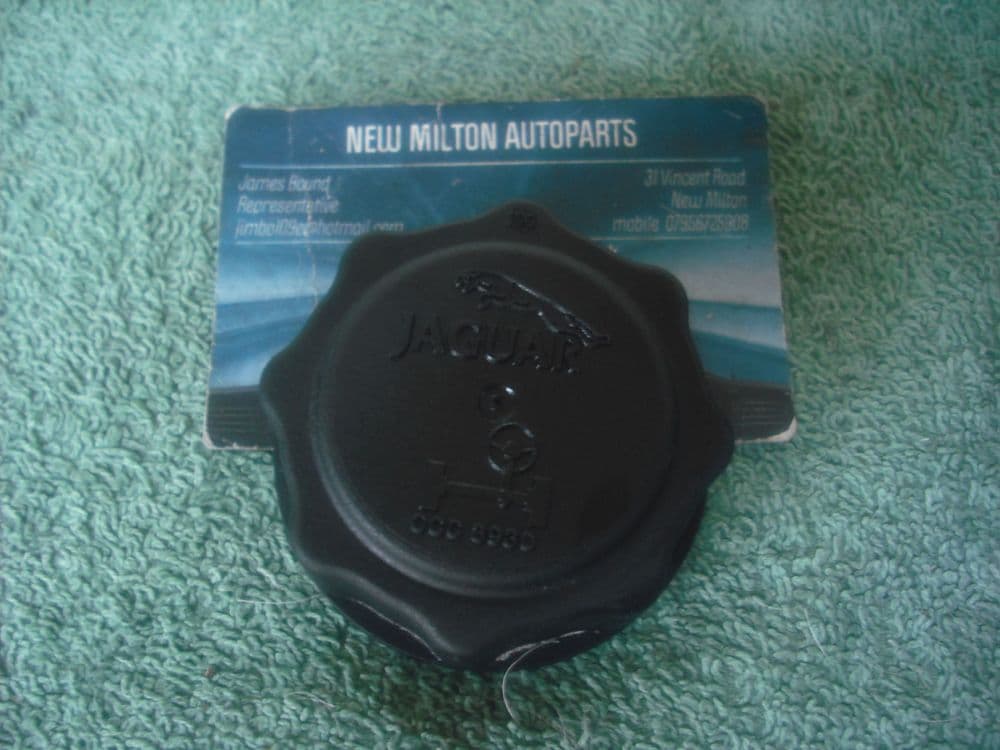 SOLD SOLD JAGUAR XJ40 XJ6 POWER STEERING FLUID FILLER CAP