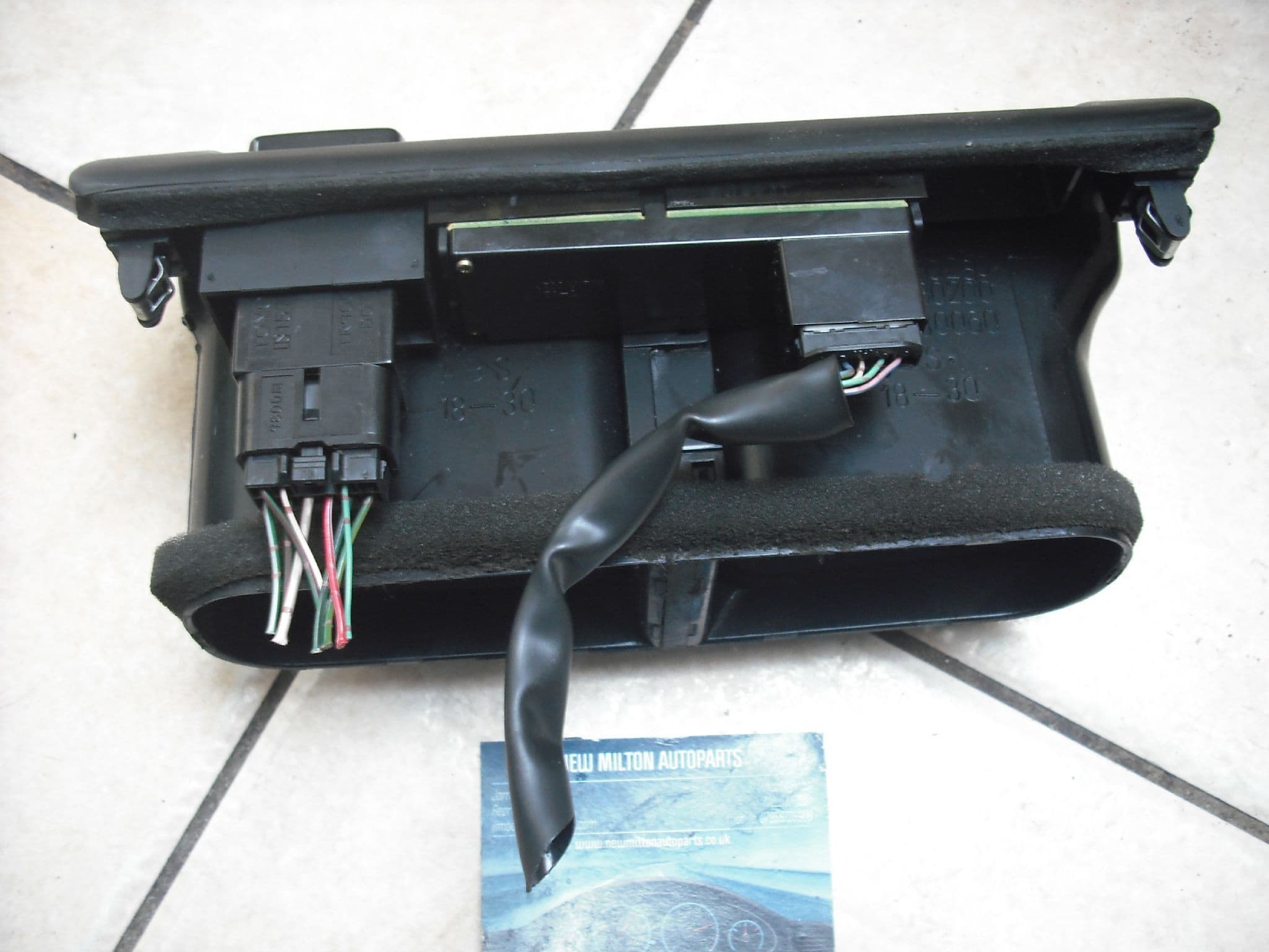 SOLD SOLD LEXUS GS300 MK1 AIR VENTS LCD DIGITAL CLOCK AND HAZARD ...