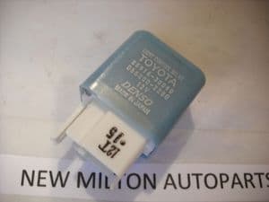sold sold LEXUS IS200 IS300 LIGHT CONTROL RELAY 85916-30060 056800-2280