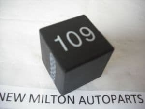 SOLD      VW VOLKSWAGEN SHARAN MK1  FUEL PUMP RELAY NUMBER 109    357 906 381A  357906381A
