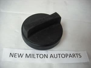 SORRY OUT OF STOCK ............................   TOYOTA AVENSIS  1997-2003  ENGINE OIL FILLER CAP