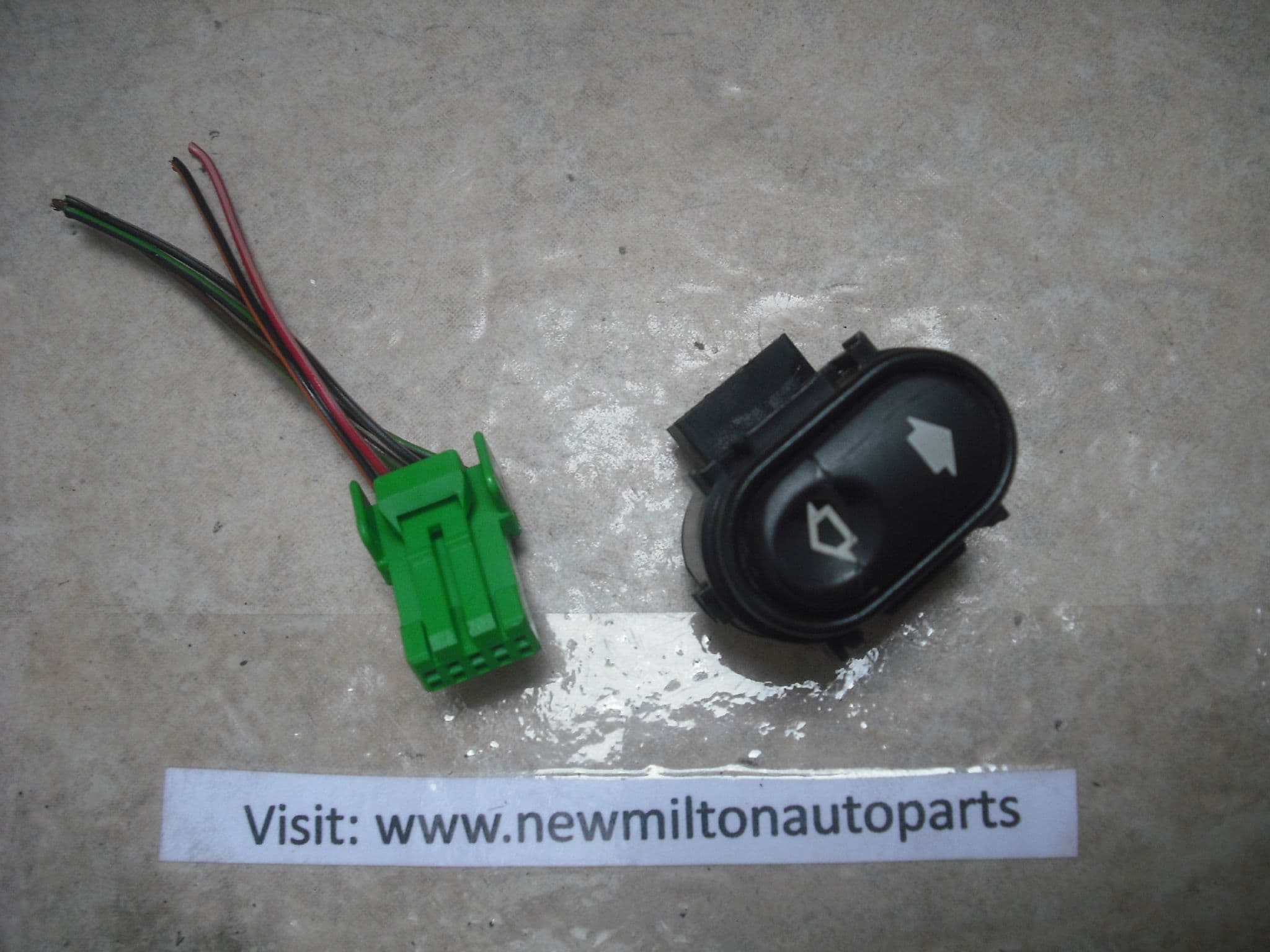 98-00 Jaguar X308 XJ8 XJR Front Left or Right Door Control Module LNC2120AE OEM