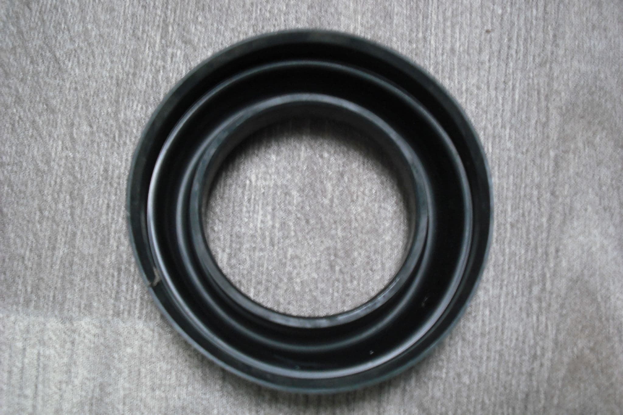 VAUXHALL ASTRA G MK4 HEADLIGHT RUBBER BULB COVER DUST SEAL
