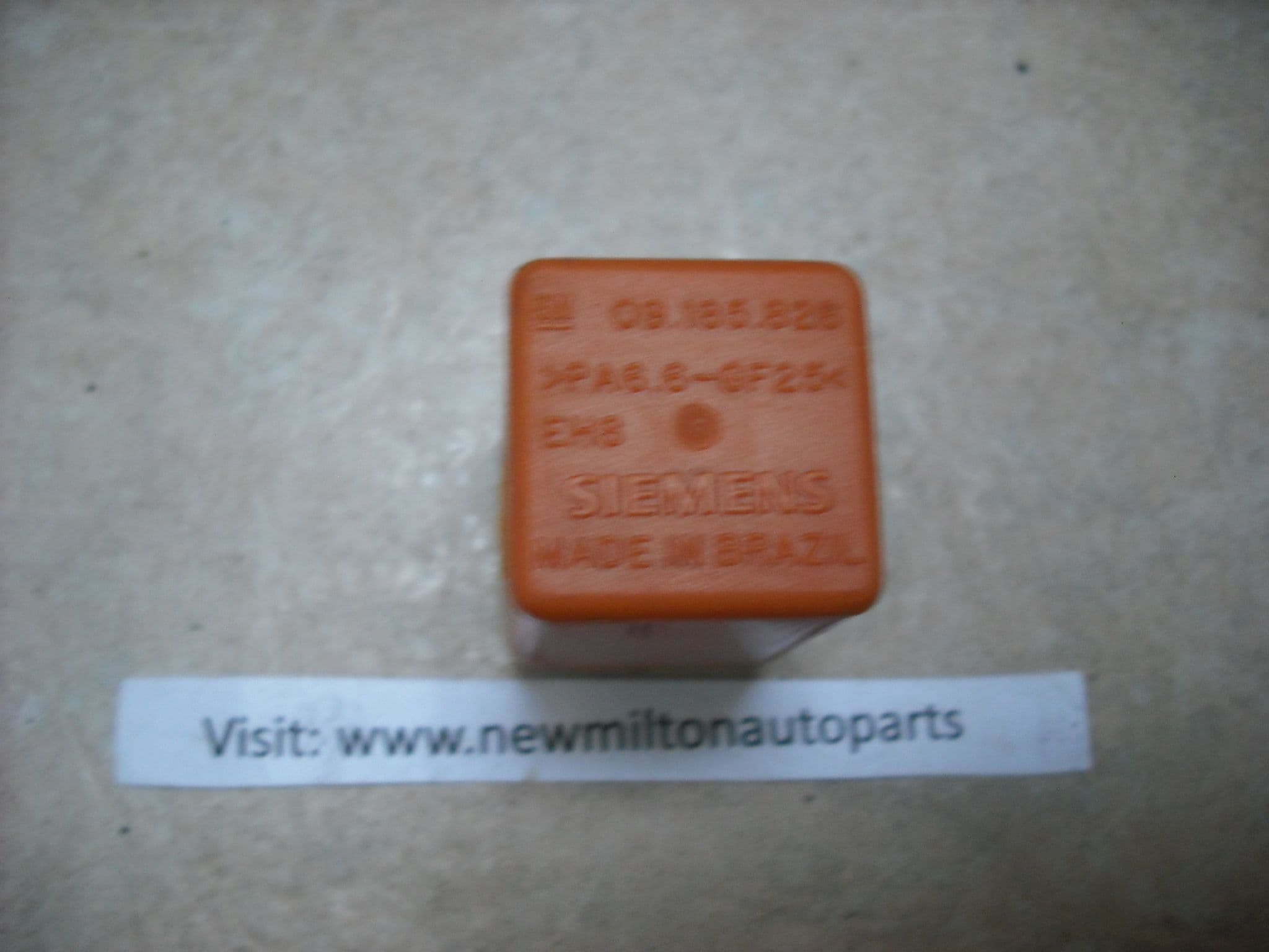 VAUXHALL CORSA C ASTRA G INDICATOR SPEED SIGNAL RELAY ORANGE SIEMENS 09 185 826 09185826