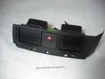 VAUXHALL MERIVA CENTRAL AIR VENTS WITH THE HAZARD SWITCH