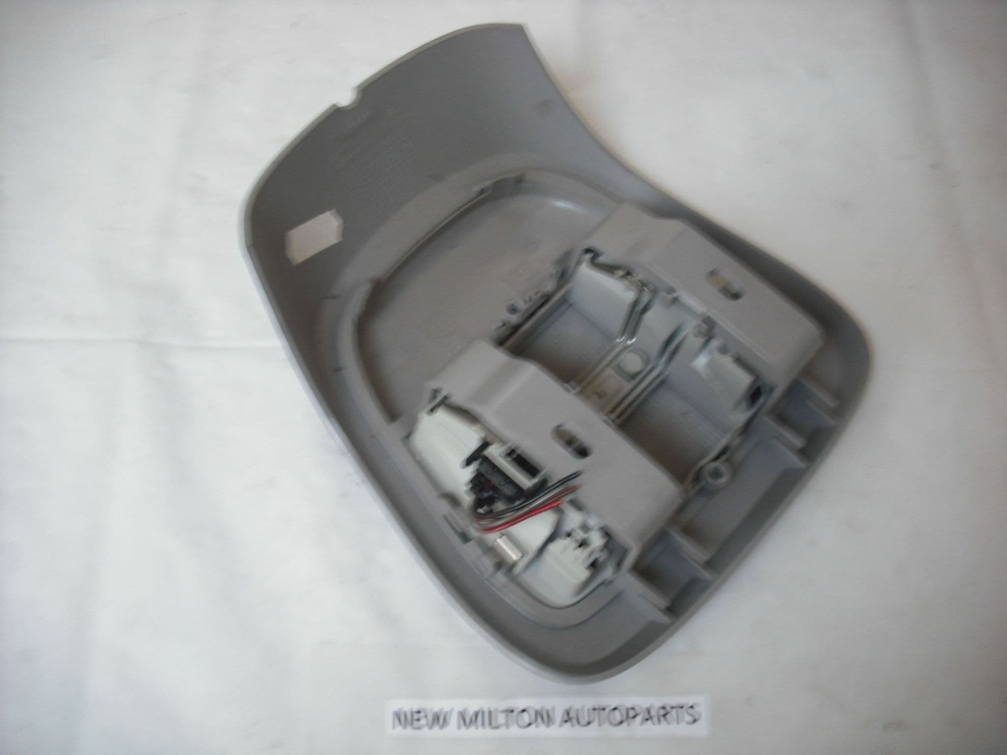 VAUXHALL MERIVA ROOF INTERIOR ROOF PANEL WITH LIGHT