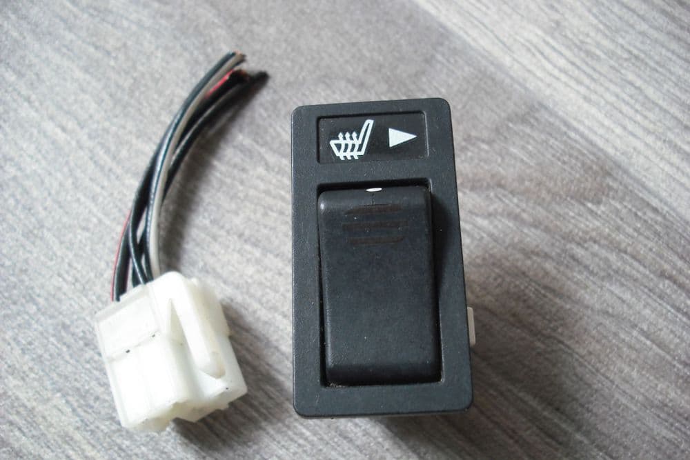 VOLVO 960 HEATED FRONT SEAT SWITCH