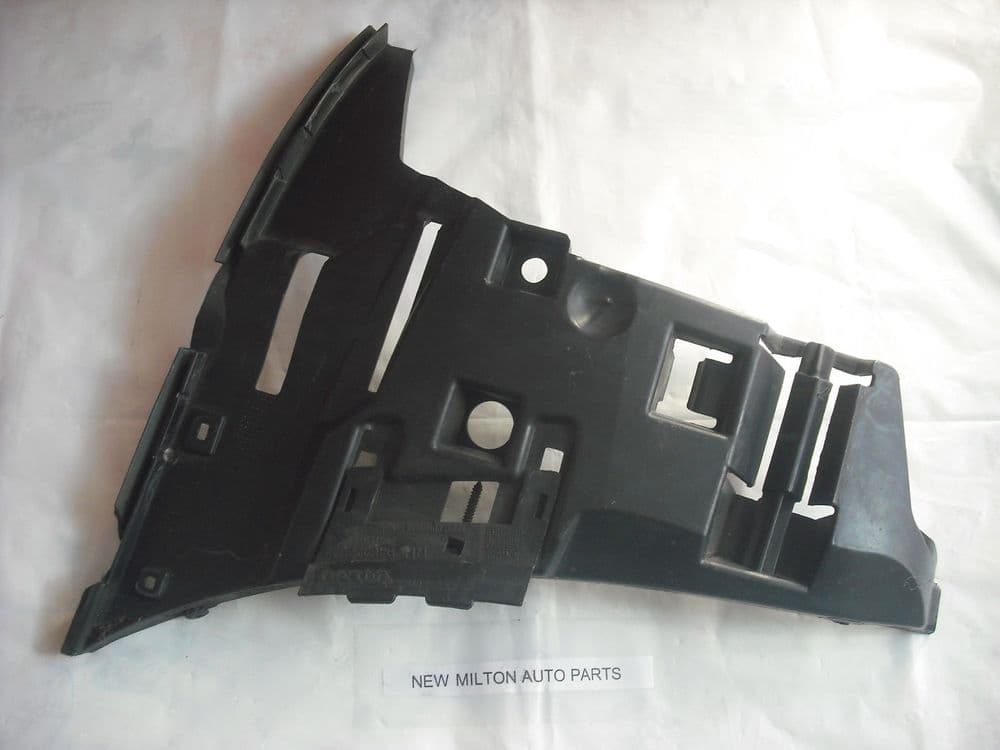 31485683 VOLVO S60 FRONT BUMPER MOUNTING PLASTIC PANEL O/S RIGHT