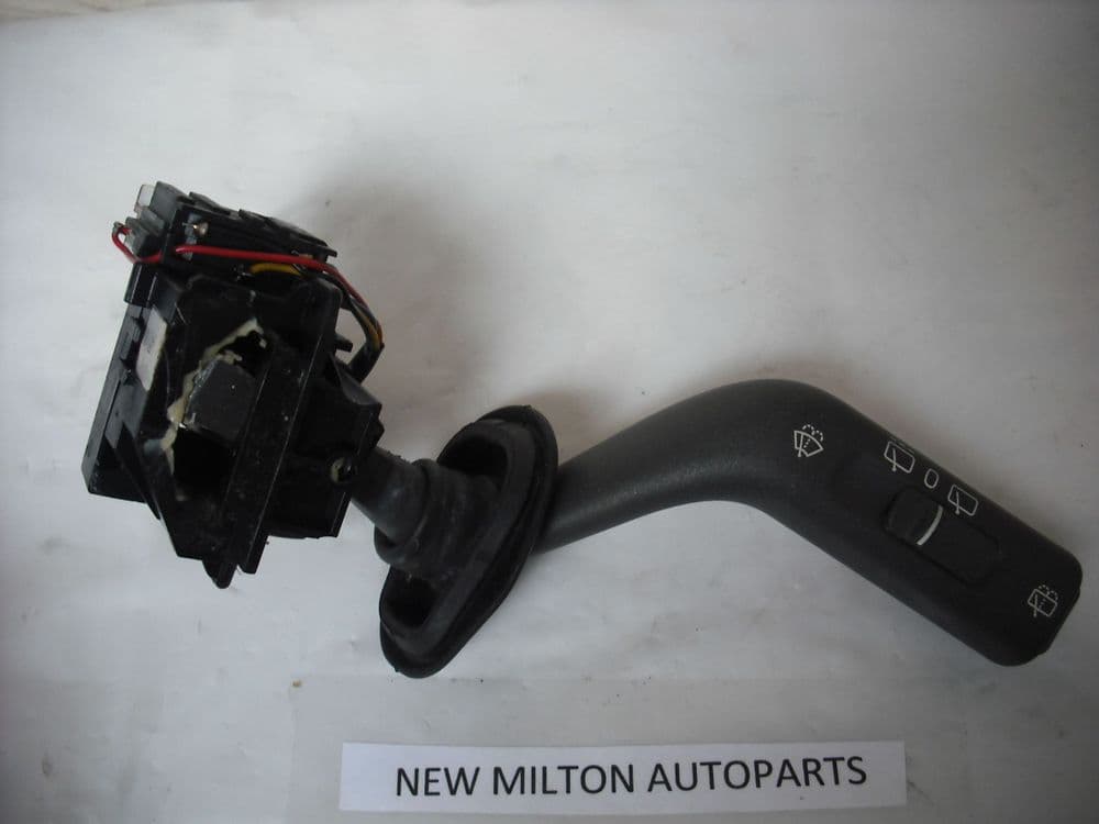 VOLVO V40 FRONT AND REAR WINDOW WINDSCREEN WIPER / WASHER SWITCH
